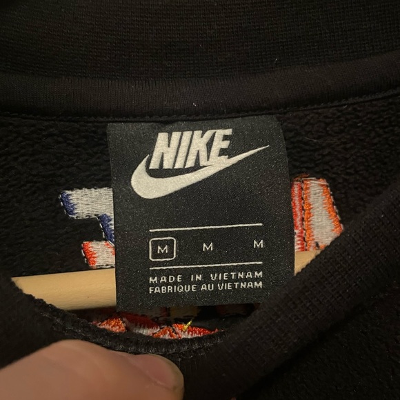 VINTAGE NIKE “JUST DO IT” SWEATSHIRT - Picture 4 of 4